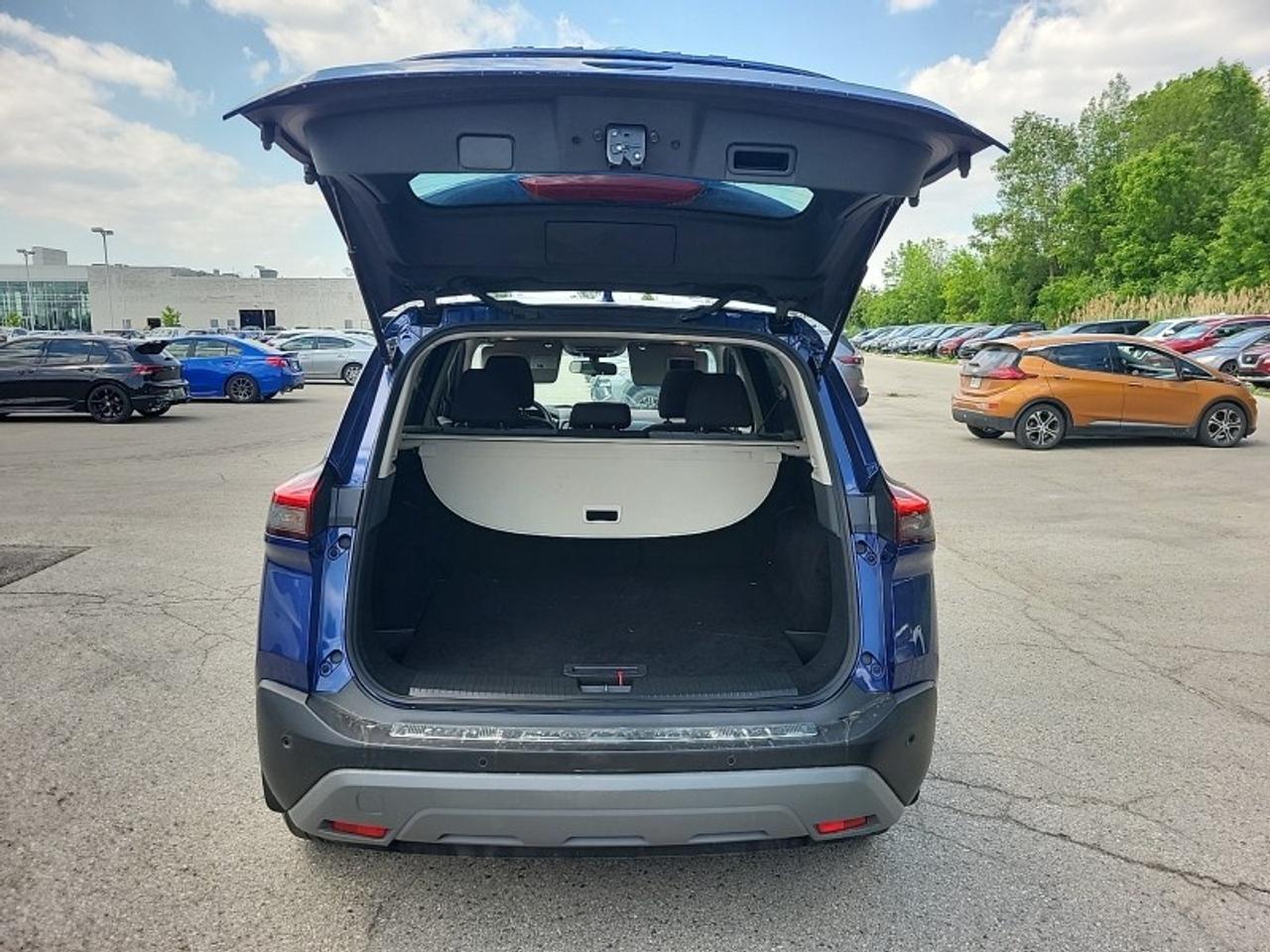 2023 Nissan Rogue SV Moonroof 4dr All-Wheel Drive Sport Utility Photo