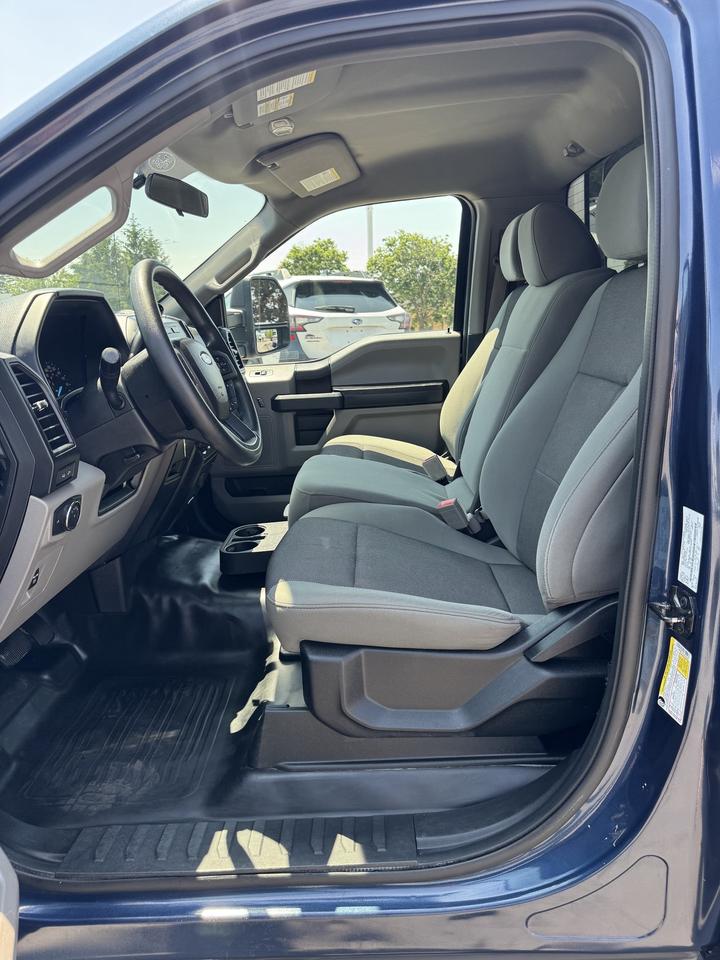2018 Ford F-150 XL 4WD REG CAB 8' BOX Photo