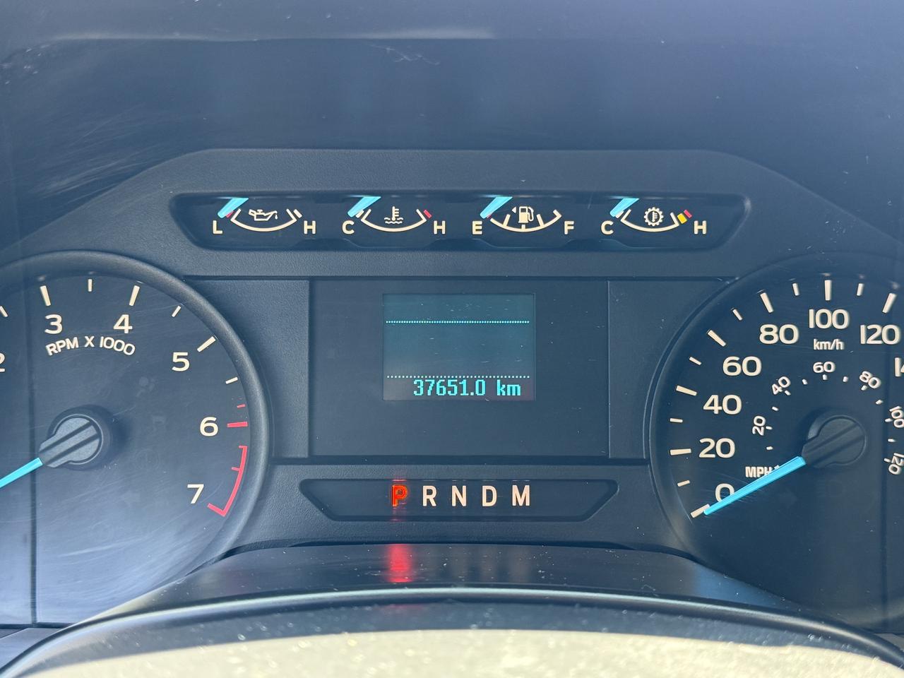 2018 Ford F-150 XL 4WD REG CAB 8' BOX Photo