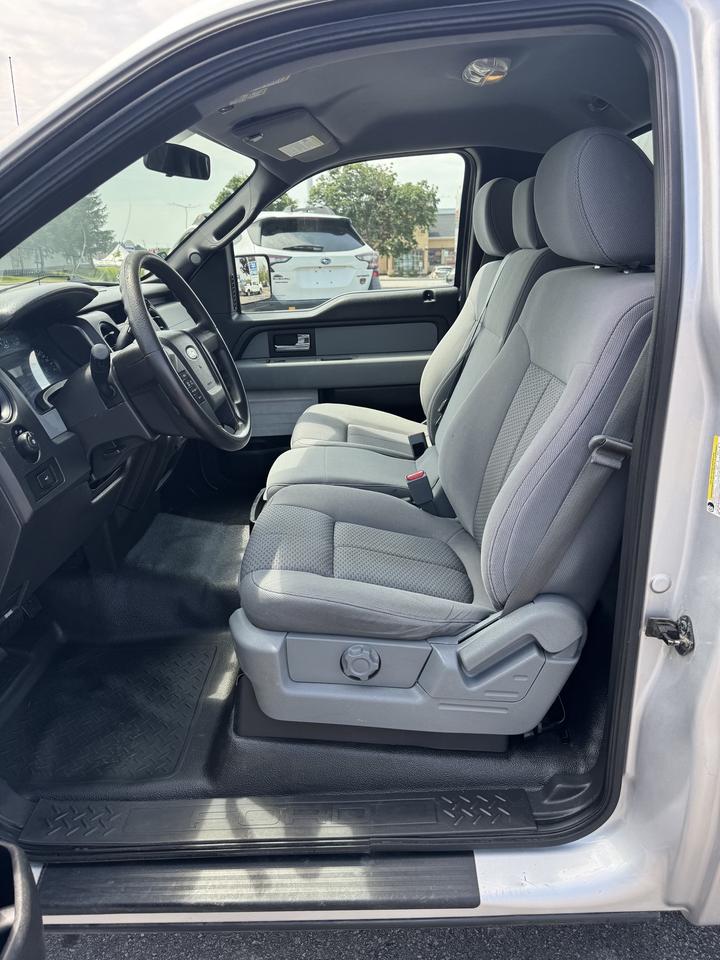 2014 Ford F-150 REG CAB XL Photo