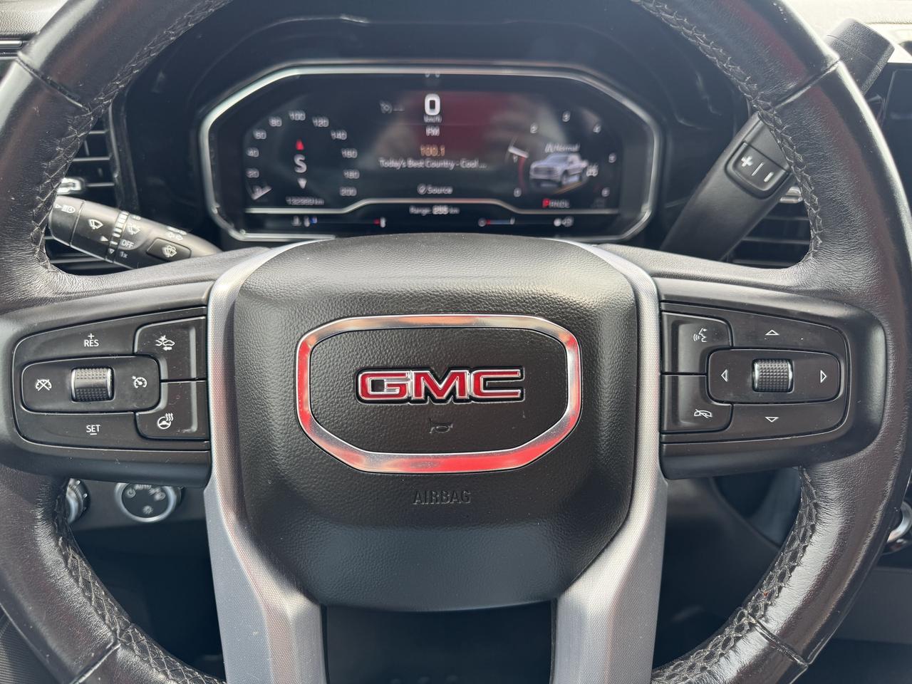 2022 GMC Sierra 1500 4WD Crew Cab 147  SLE Photo