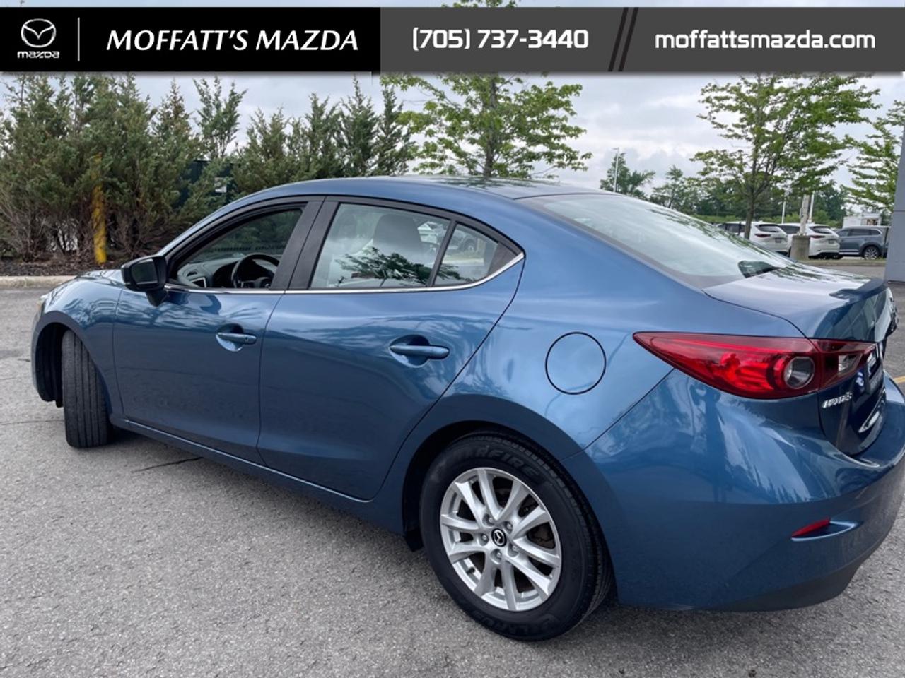 2017 Mazda MAZDA3 GS Photo