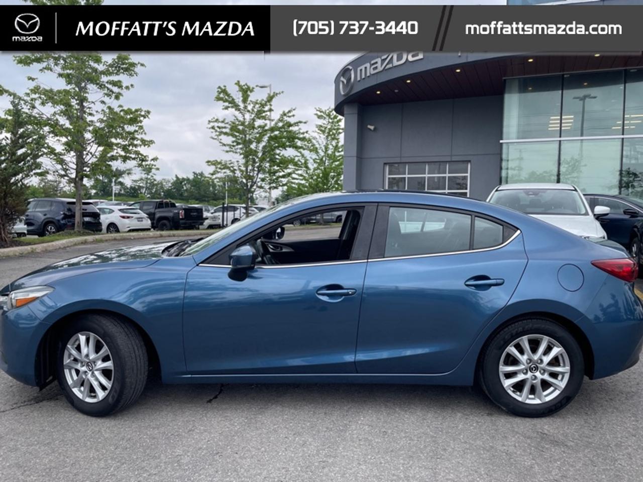 2017 Mazda MAZDA3 GS Photo