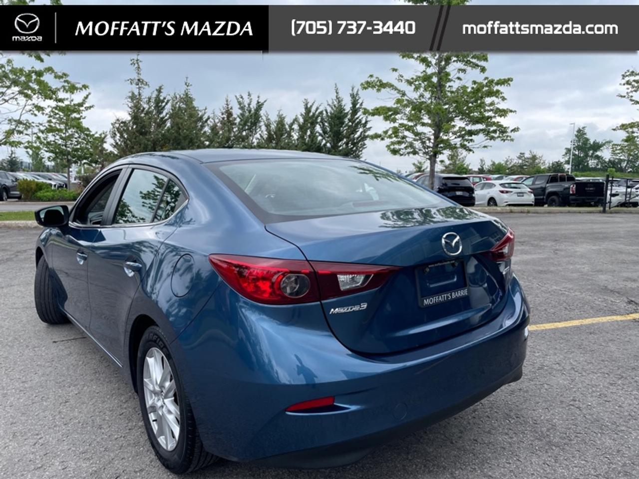 2017 Mazda MAZDA3 GS Photo4