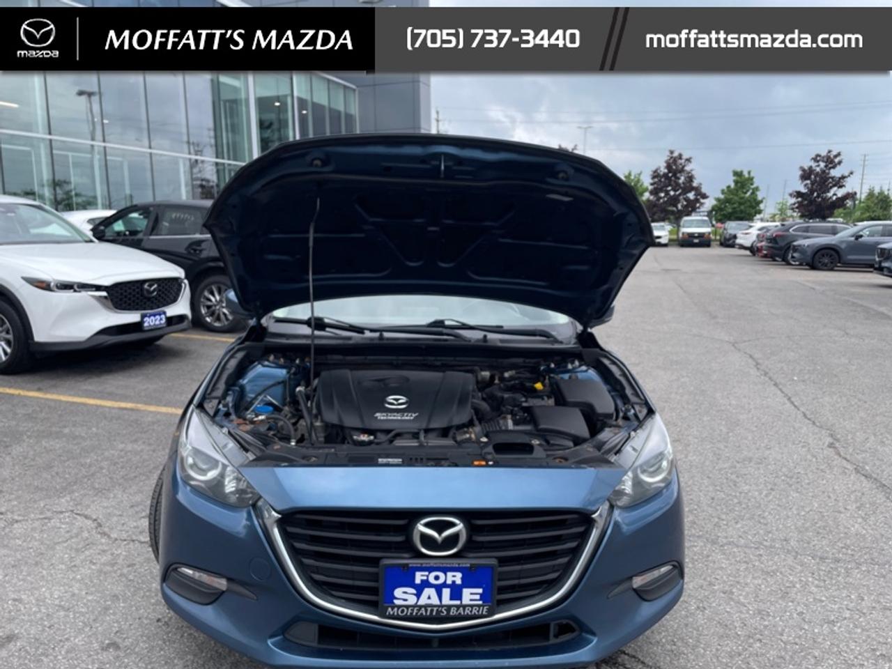 2017 Mazda MAZDA3 GS Photo