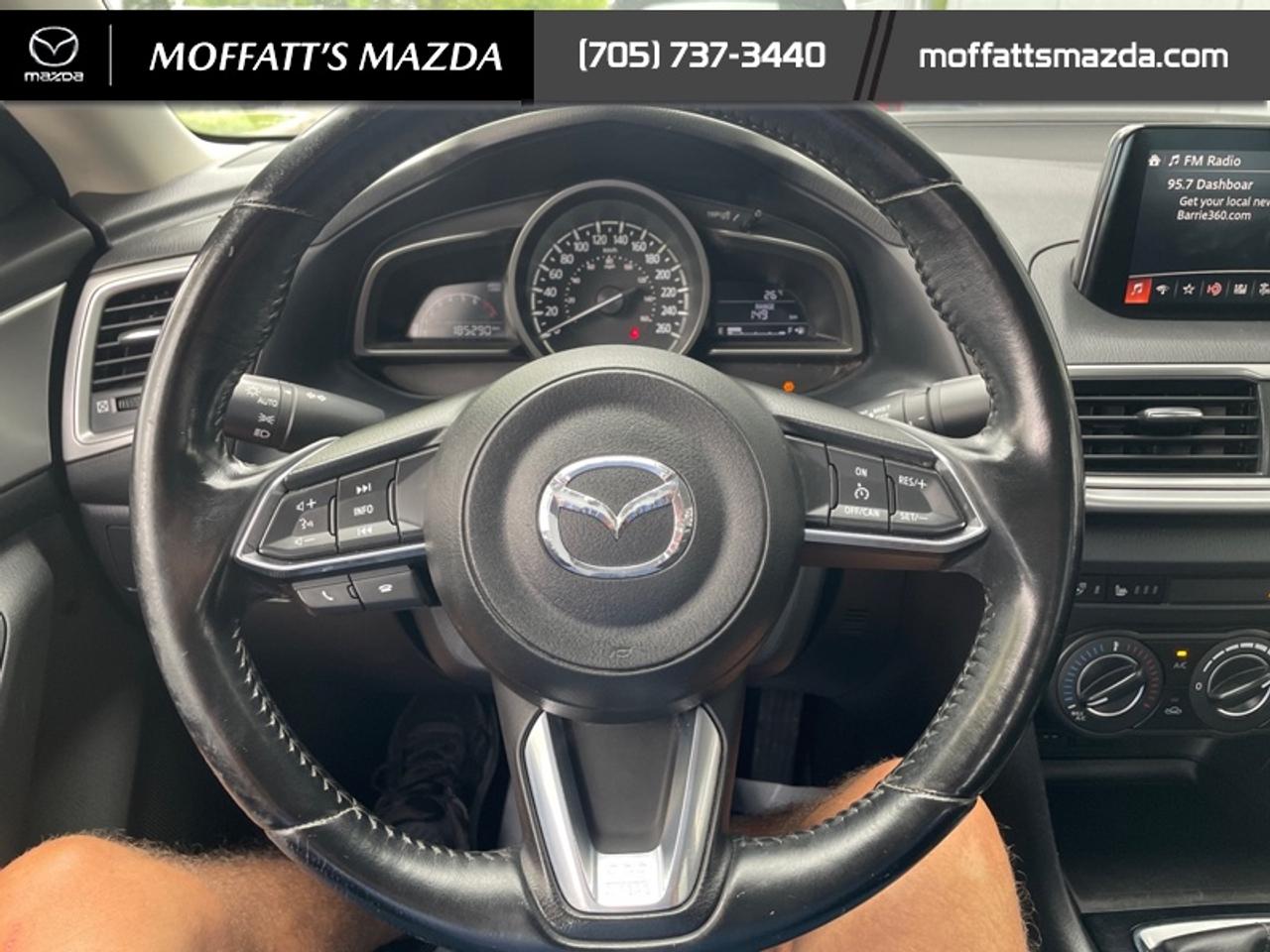 2017 Mazda MAZDA3 GS Photo