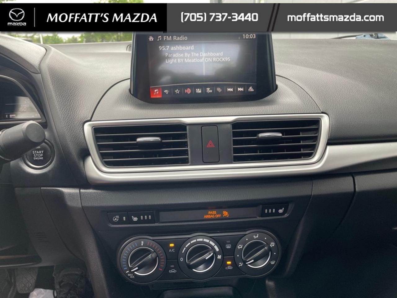 2017 Mazda MAZDA3 GS Photo