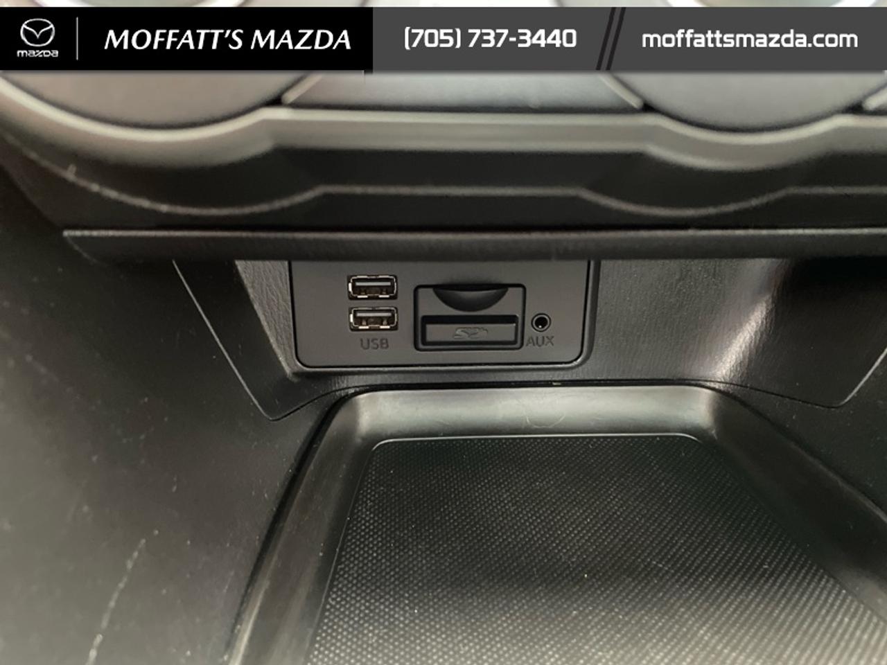 2017 Mazda MAZDA3 GS Photo