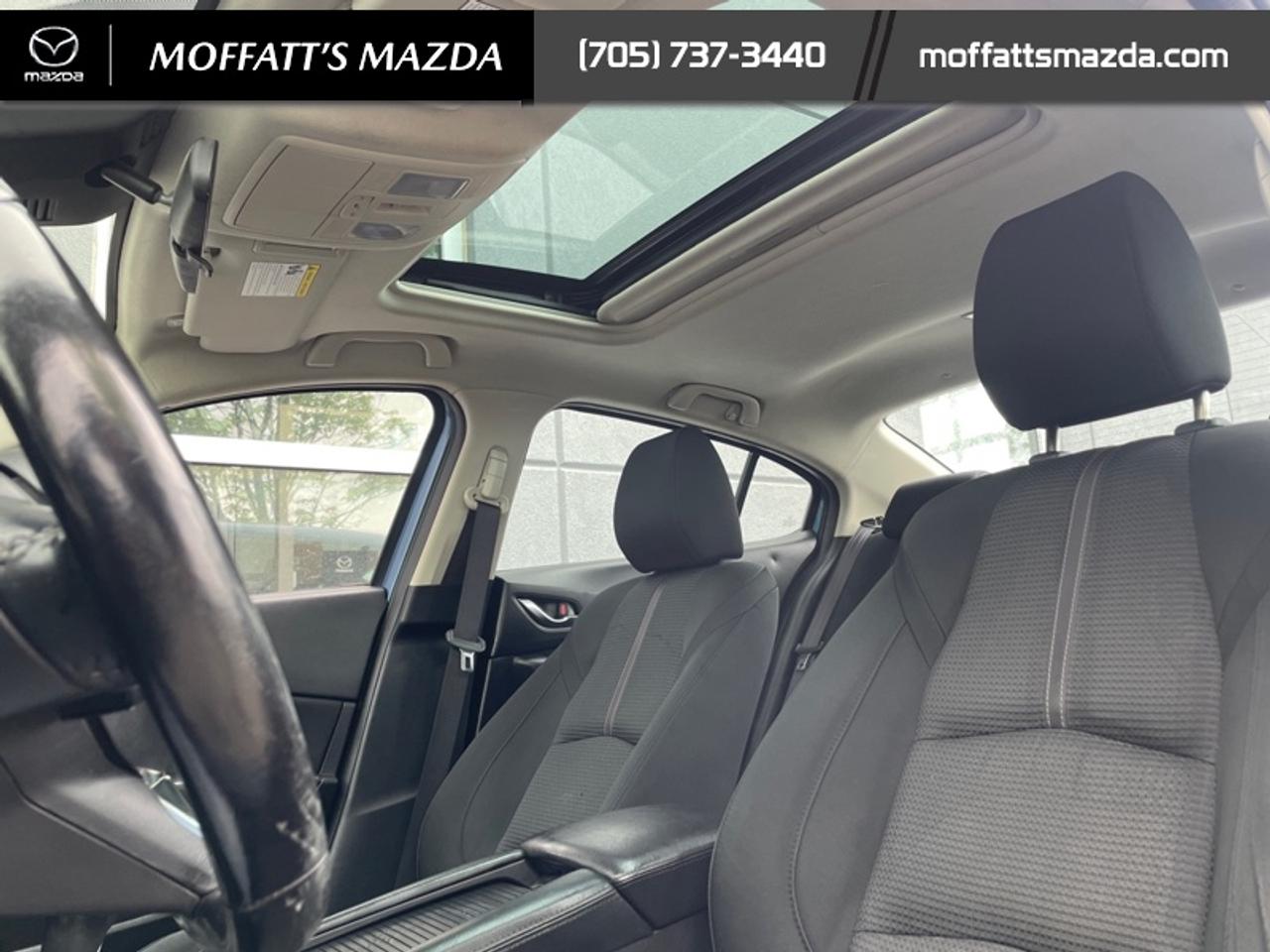 2017 Mazda MAZDA3 GS Photo