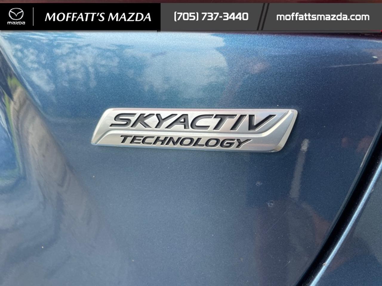 2017 Mazda MAZDA3 GS Photo