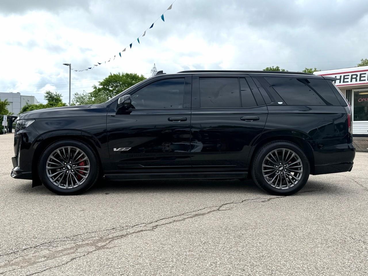 2023 Cadillac Escalade V-Series All-Wheel Drive Photo