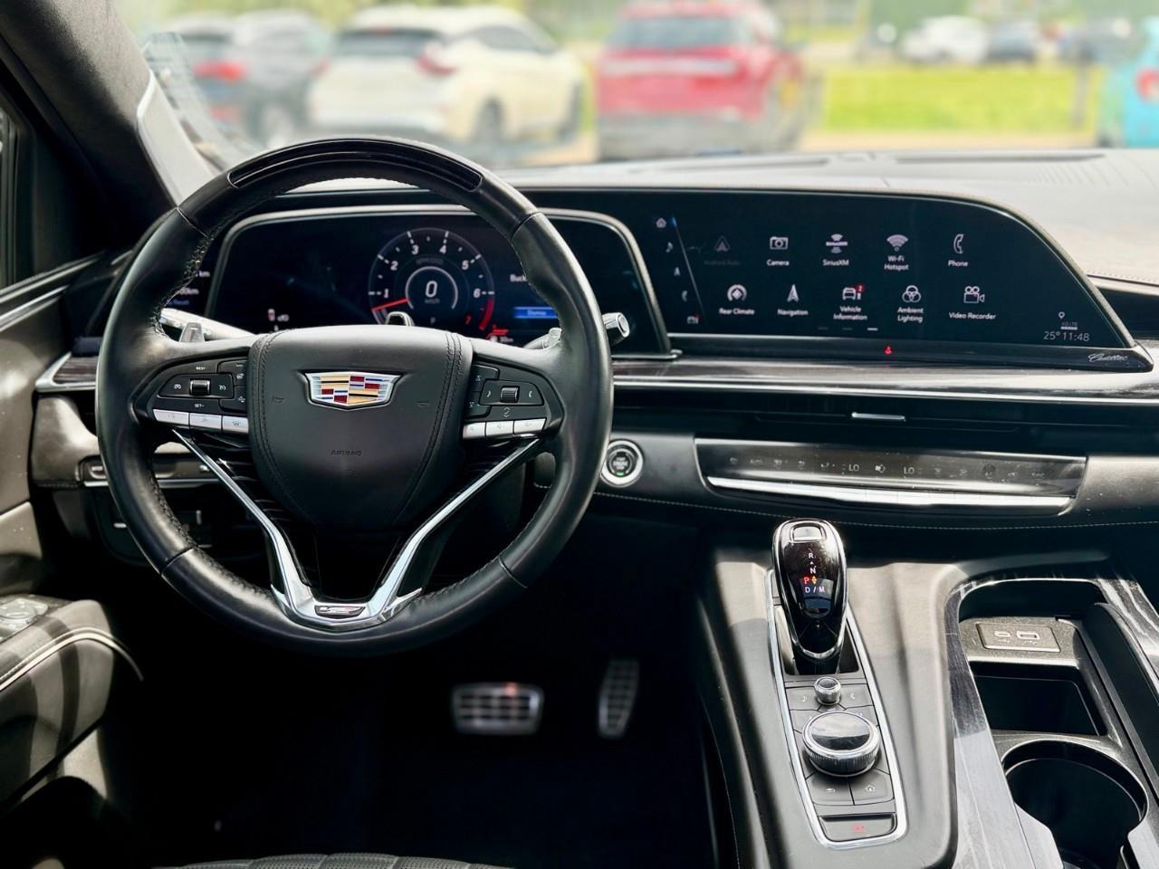 2023 Cadillac Escalade V-Series All-Wheel Drive Photo