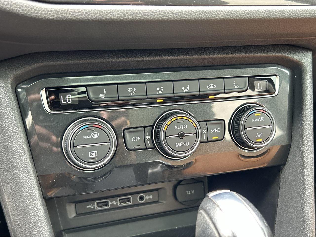 2018 Volkswagen Tiguan Comfortline 2.0L AWD   Clean Accident-Free History Photo
