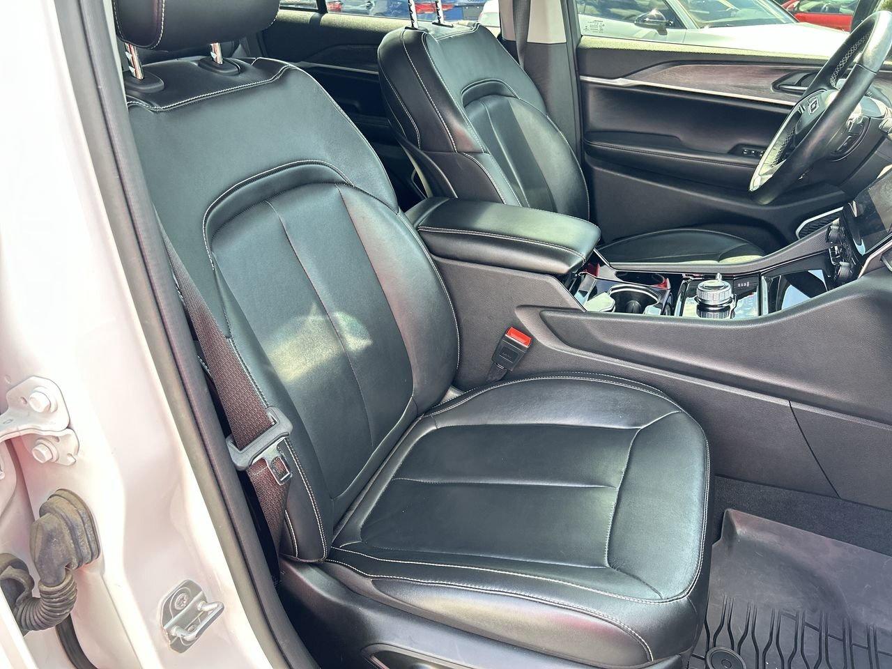 2022 Jeep Grand Cherokee Limited   Clean Accident-Free History Photo