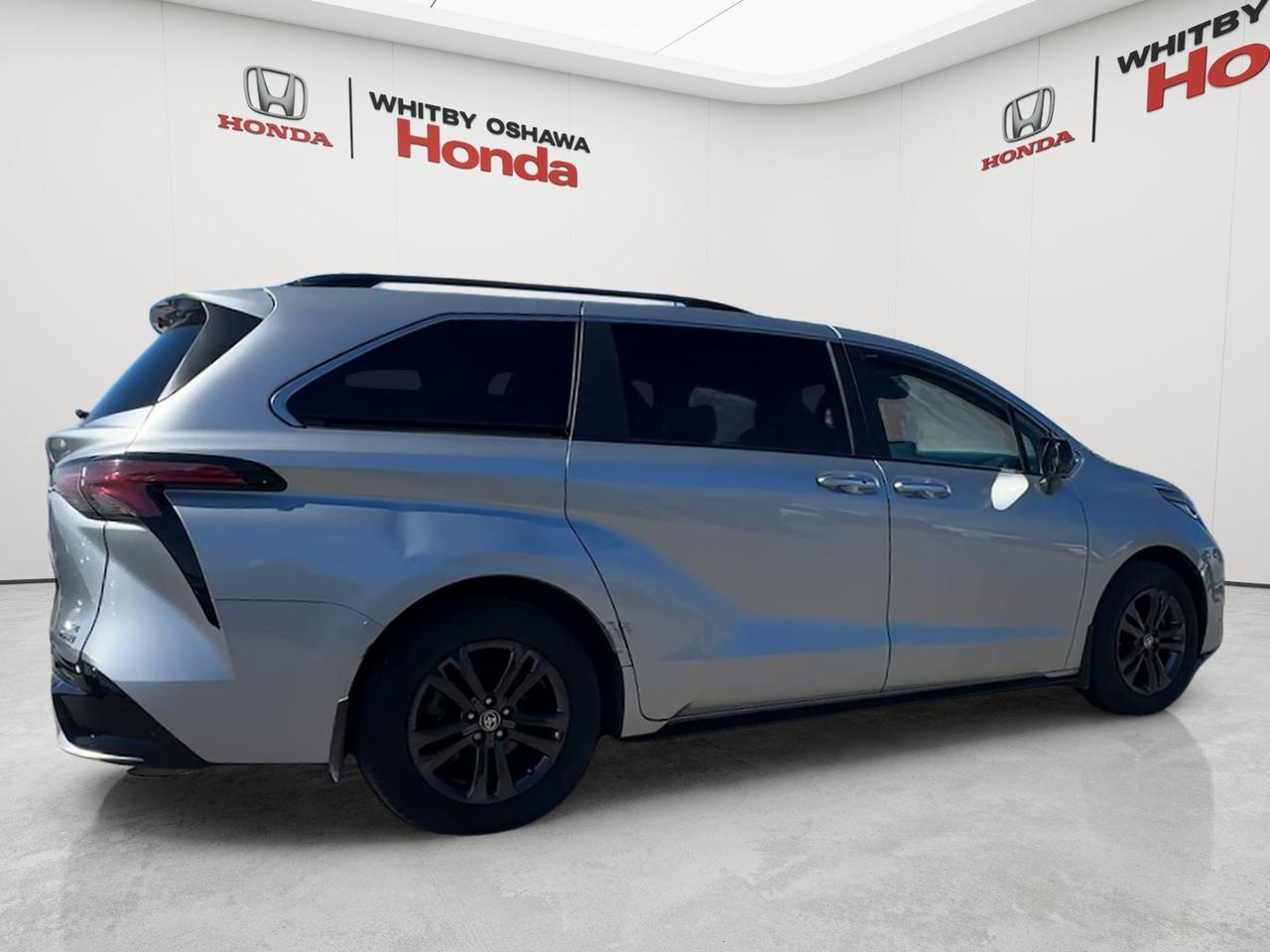 2024 Toyota Sienna  Photo