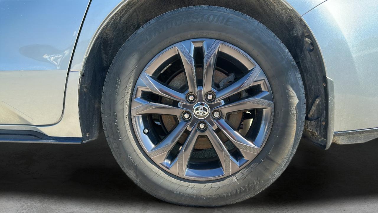 2024 Toyota Sienna  Photo