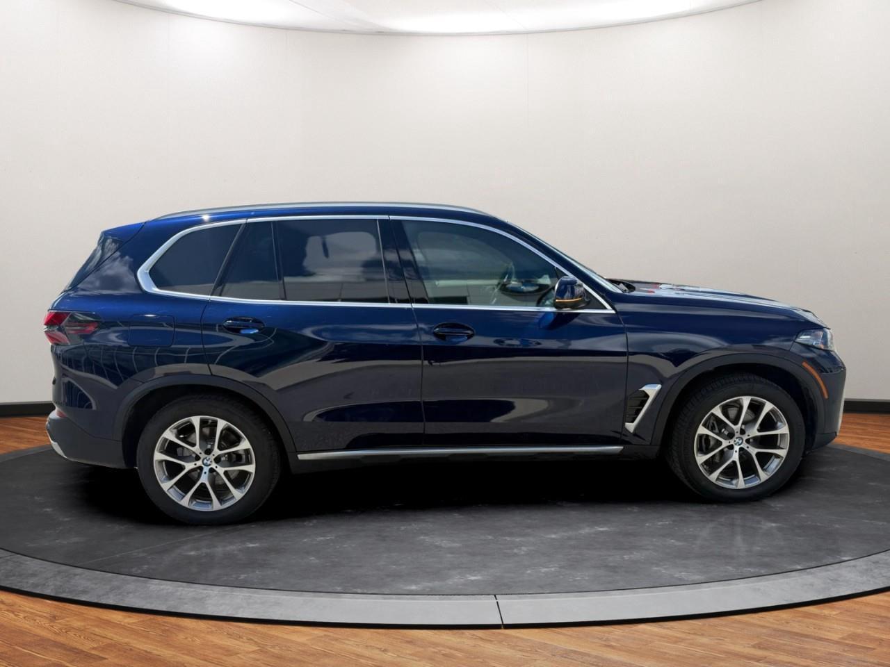 2025 BMW X5 xDrive40i Photo