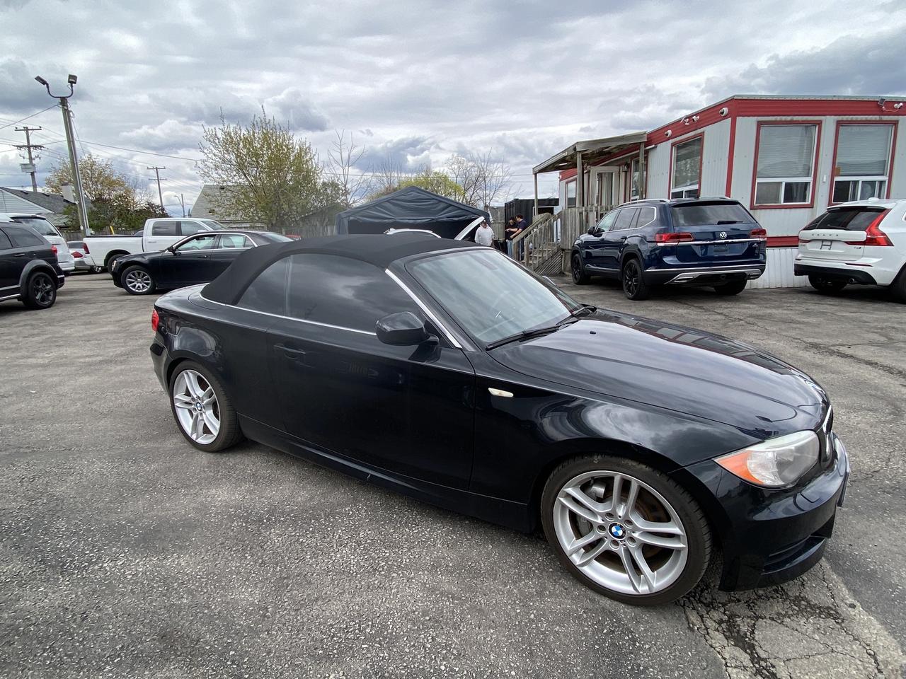 2012 BMW 1 Series 2dr Cabriolet 135i Photo