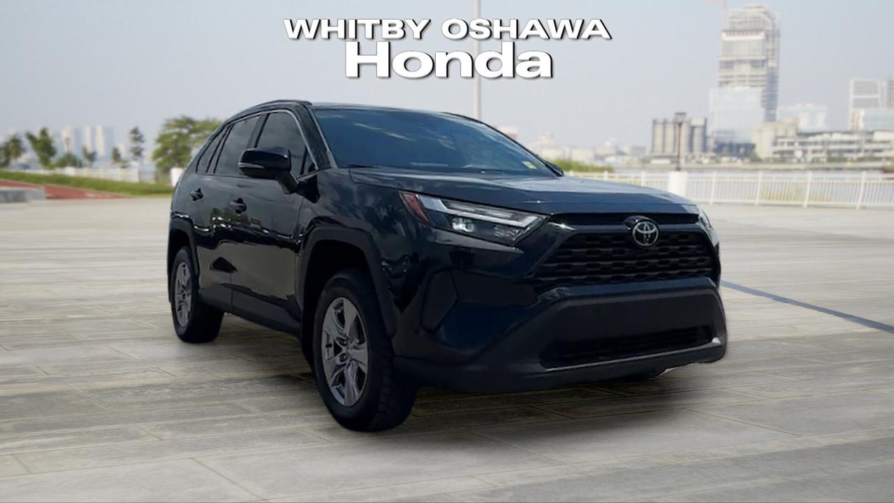 2022 Toyota RAV4 XLE AWD Photo