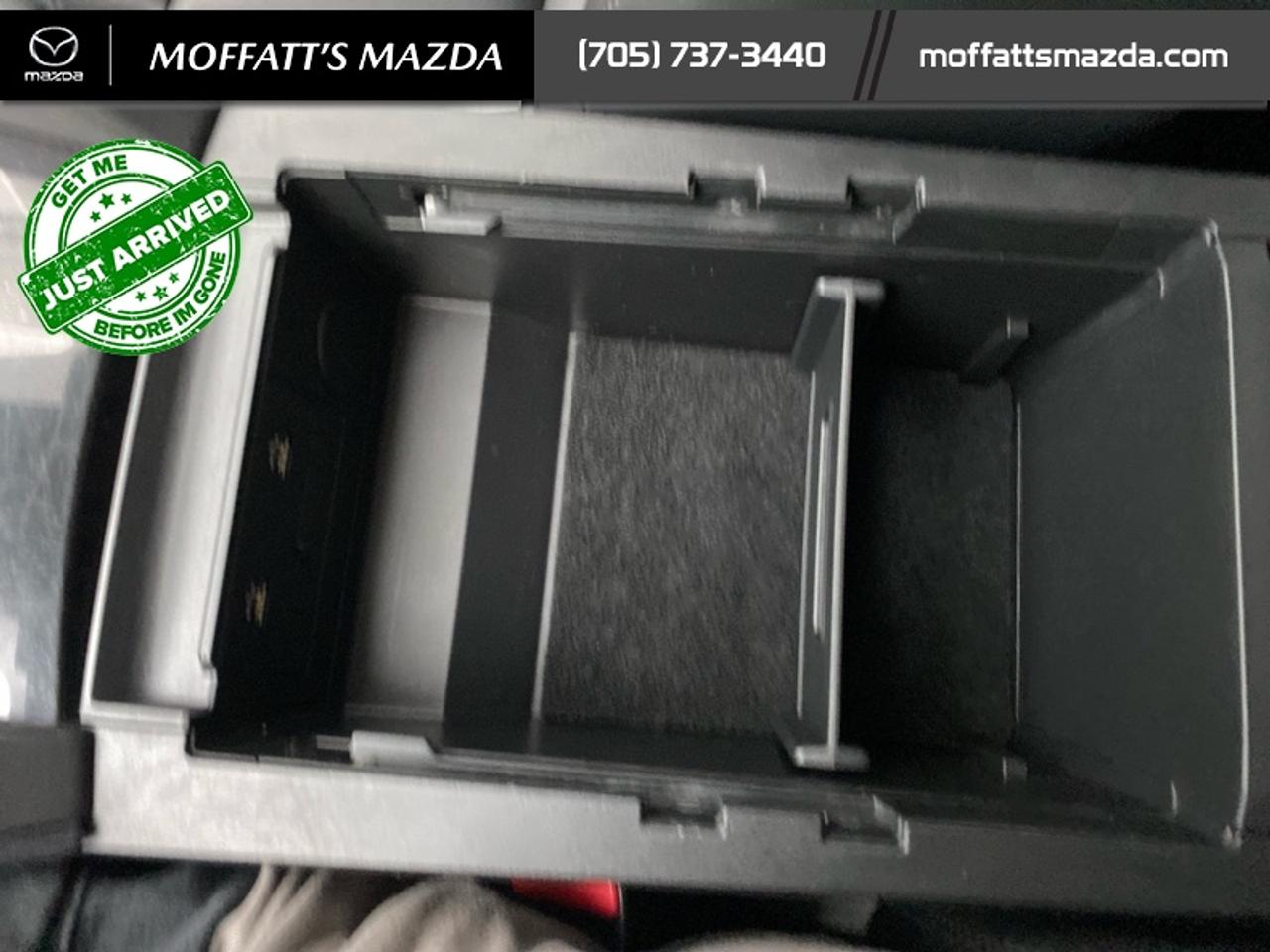 2024 Mazda MAZDA3 GS i-ACTIV Photo