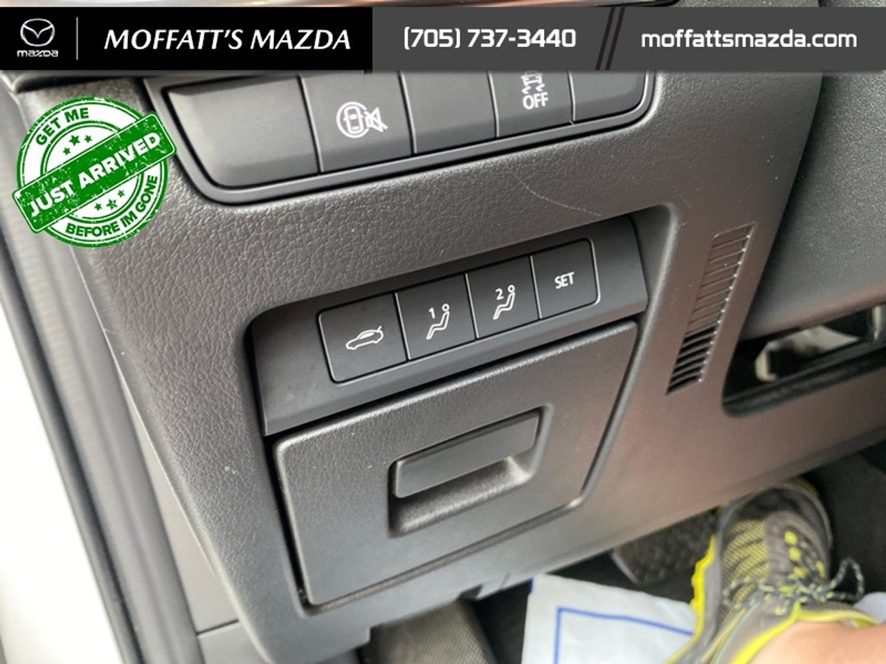 2024 Mazda MAZDA3 GS i-ACTIV Photo