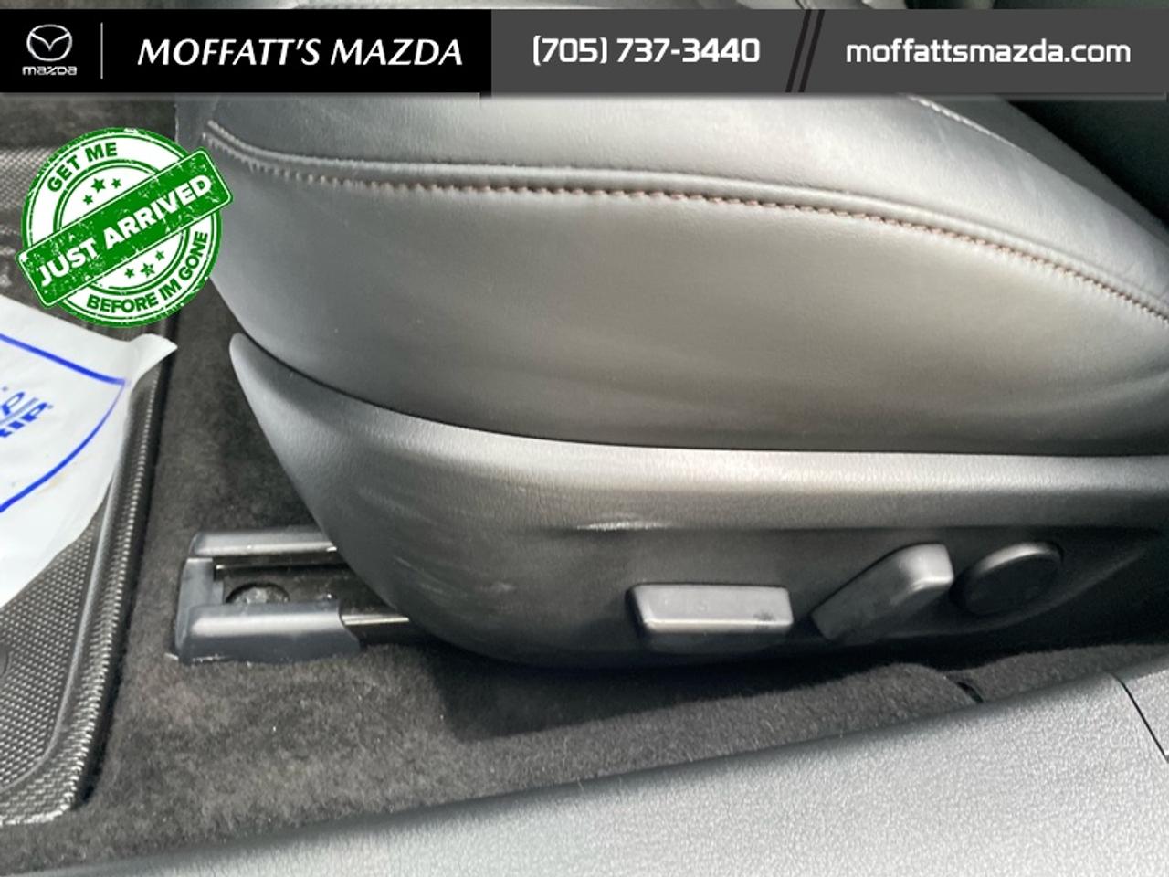 2024 Mazda MAZDA3 GS i-ACTIV Photo
