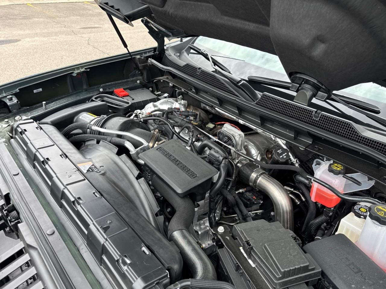 2026 Chevrolet SILVERADO 2500HD 4WD Crew Cab Standard Box ZR2 Photo