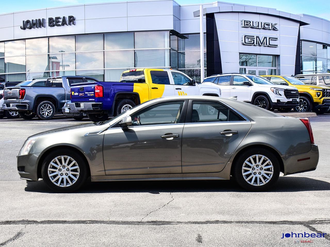 2010 Cadillac CTS Base Photo4