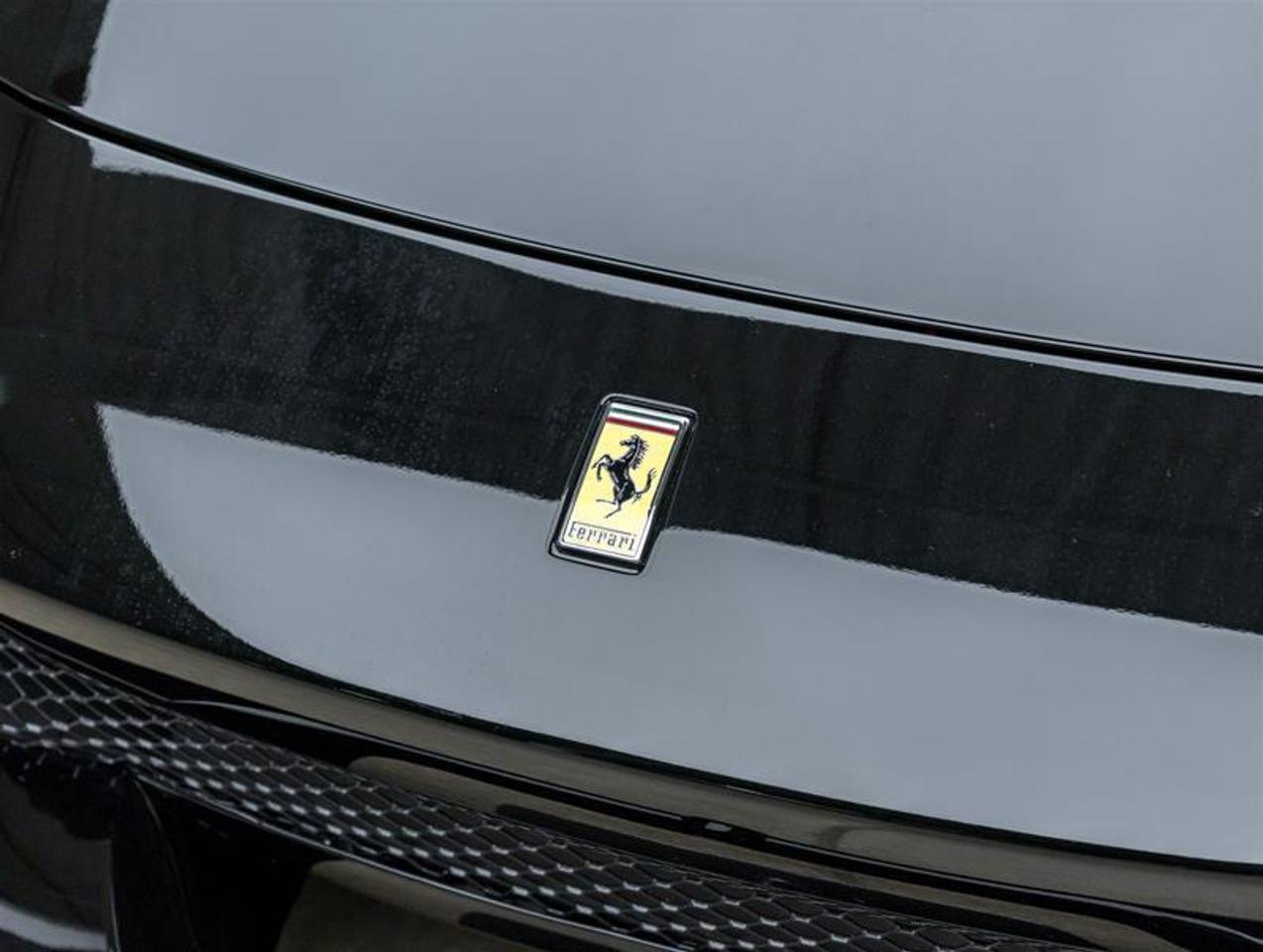 2023 Ferrari 296 GTB  Photo