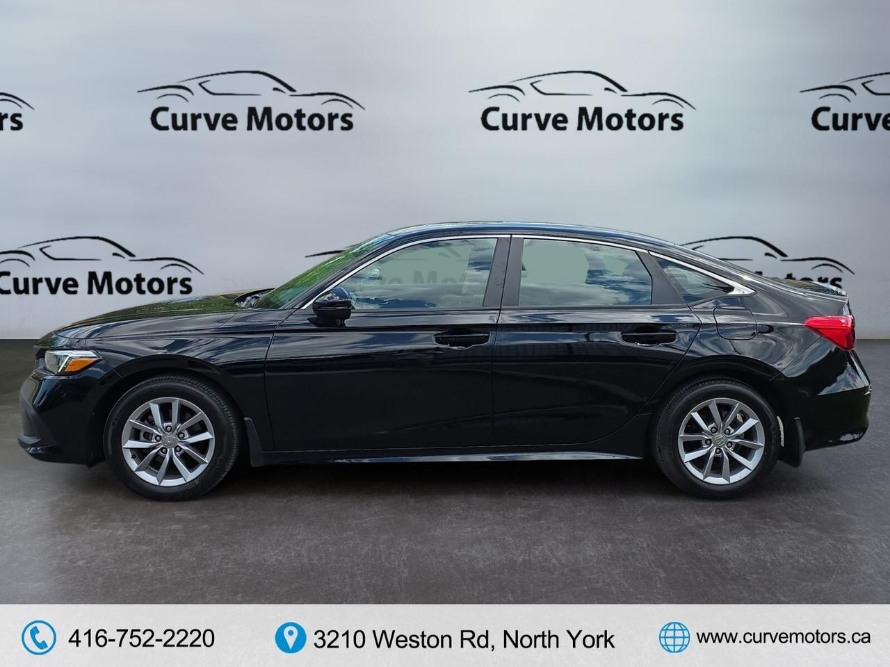 2022 Honda Civic EX / SUNROOF / CARPLAY / BLIND SPOT / LANE ASSIST Photo