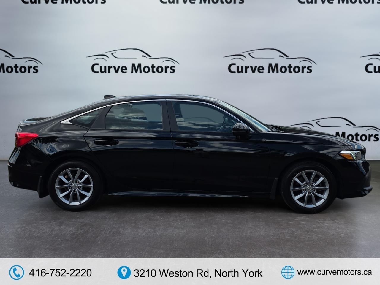2022 Honda Civic EX / SUNROOF / CARPLAY / BLIND SPOT / LANE ASSIST Photo