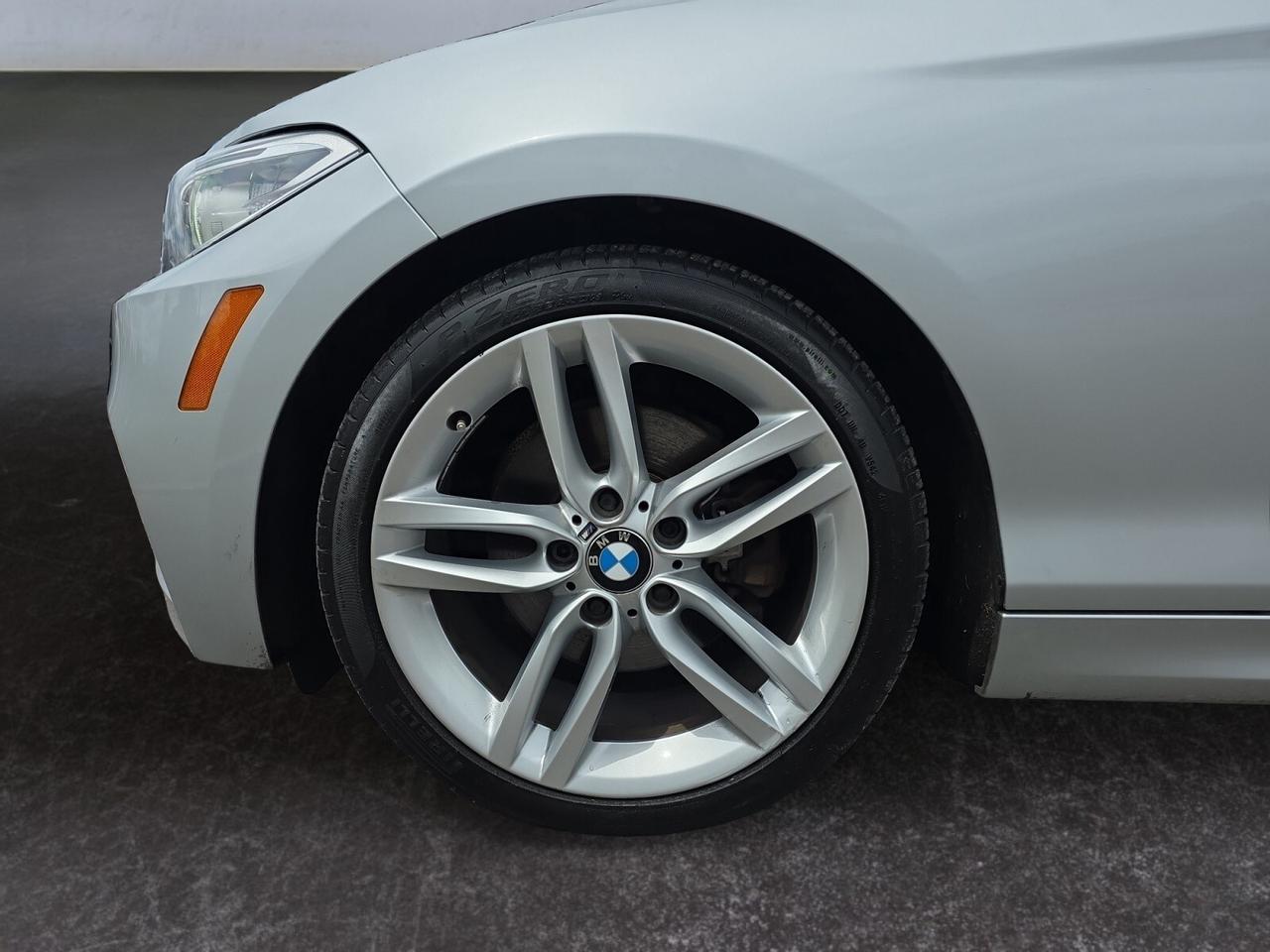 2016 BMW 2-Series 228i xDrive M-Sport Convertible * NO ACCIDENTS / L Photo