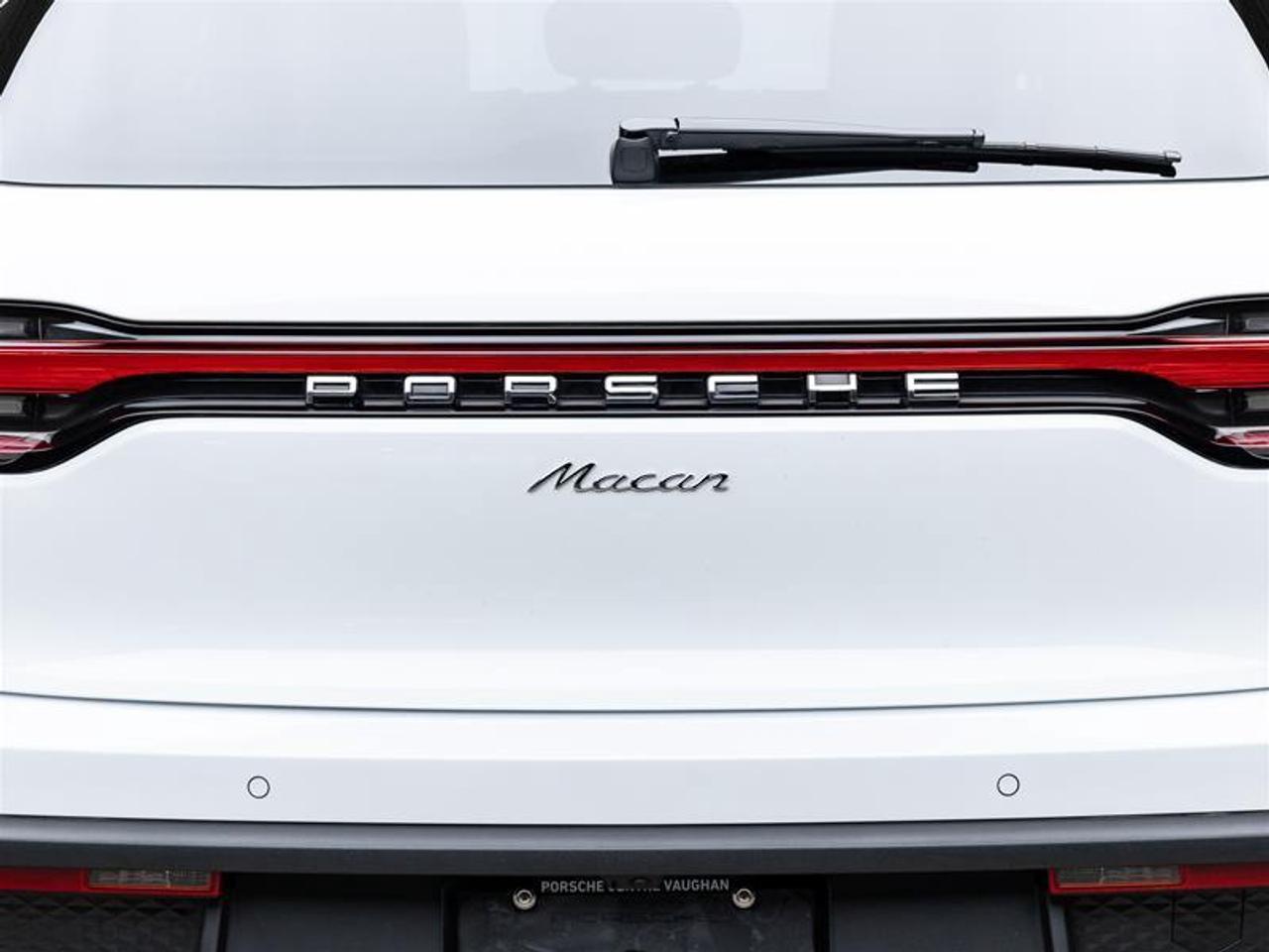 2025 Porsche Macan  Photo