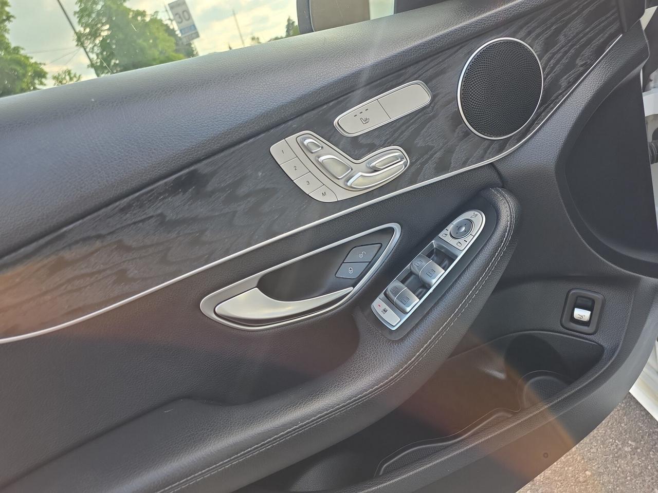 2018 Mercedes-Benz C-Class C 300 4MATIC AMG NIGHT PKG * NO ACCIDENTS / PANO / Photo