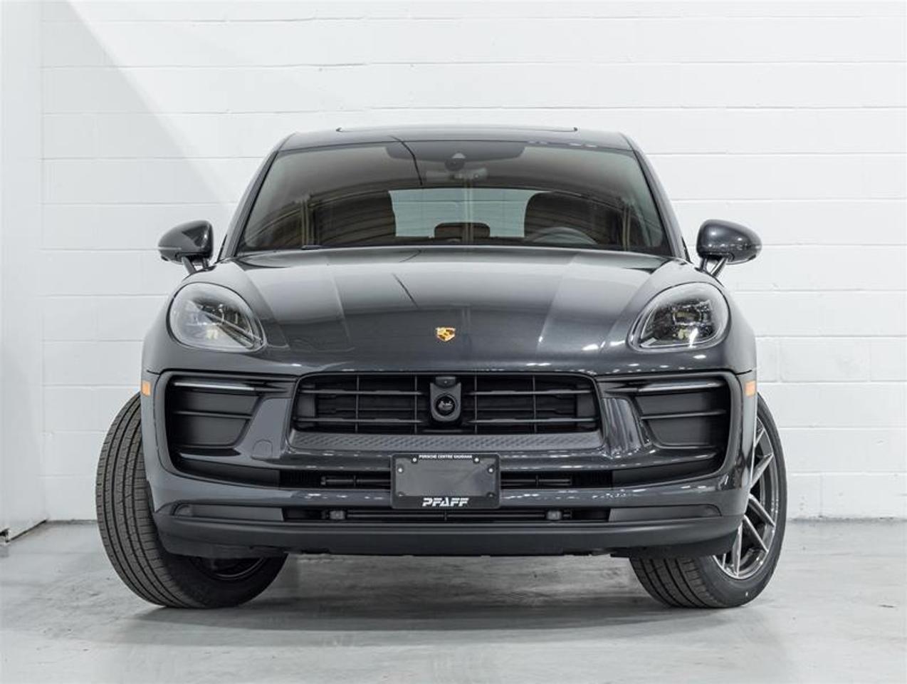 2026 Porsche Macan  Photo