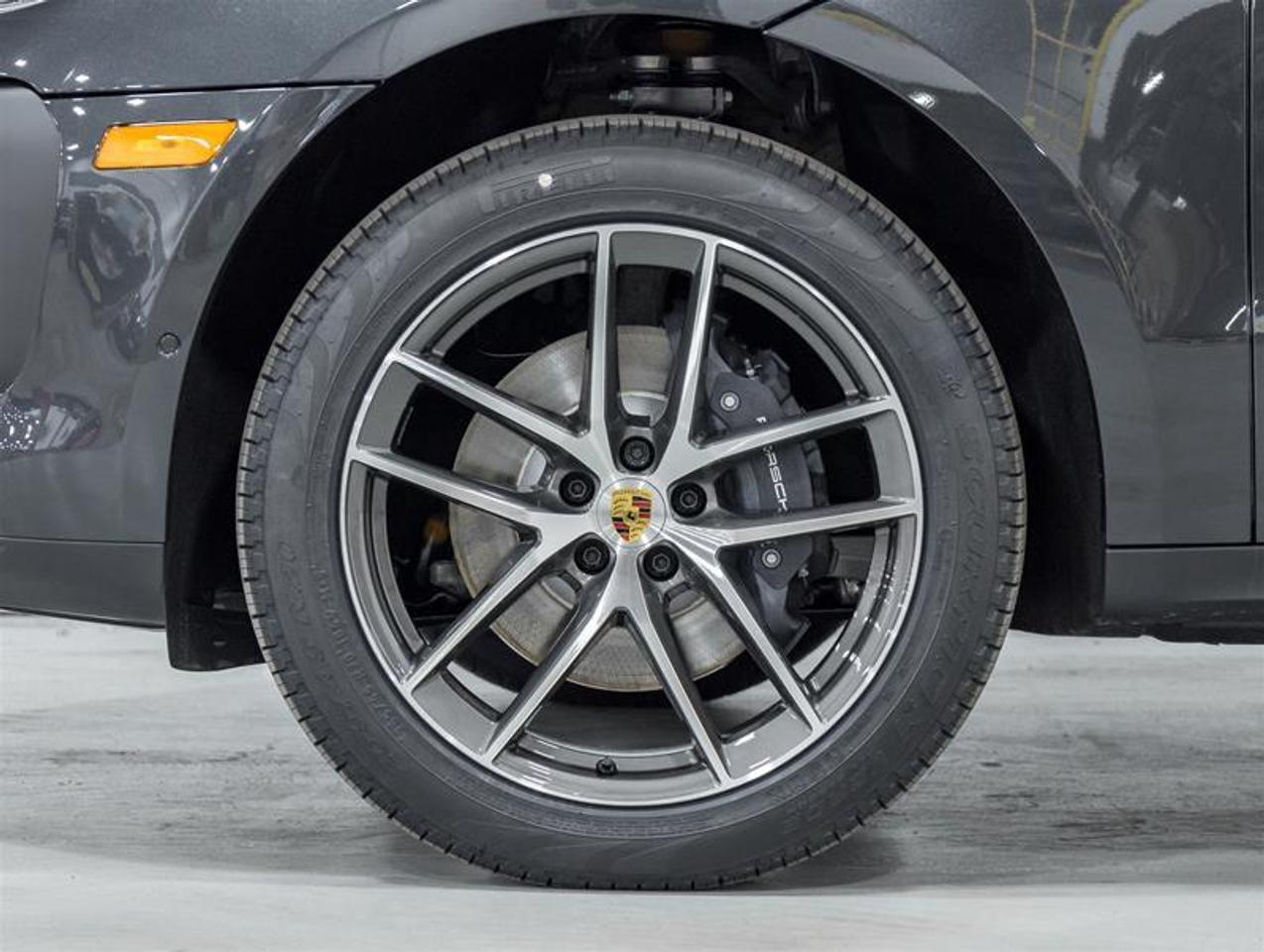 2026 Porsche Macan  Photo