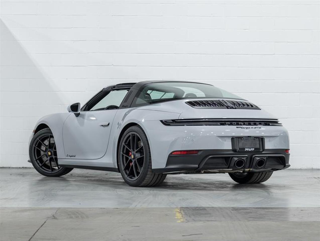 2026 Porsche 911  Photo