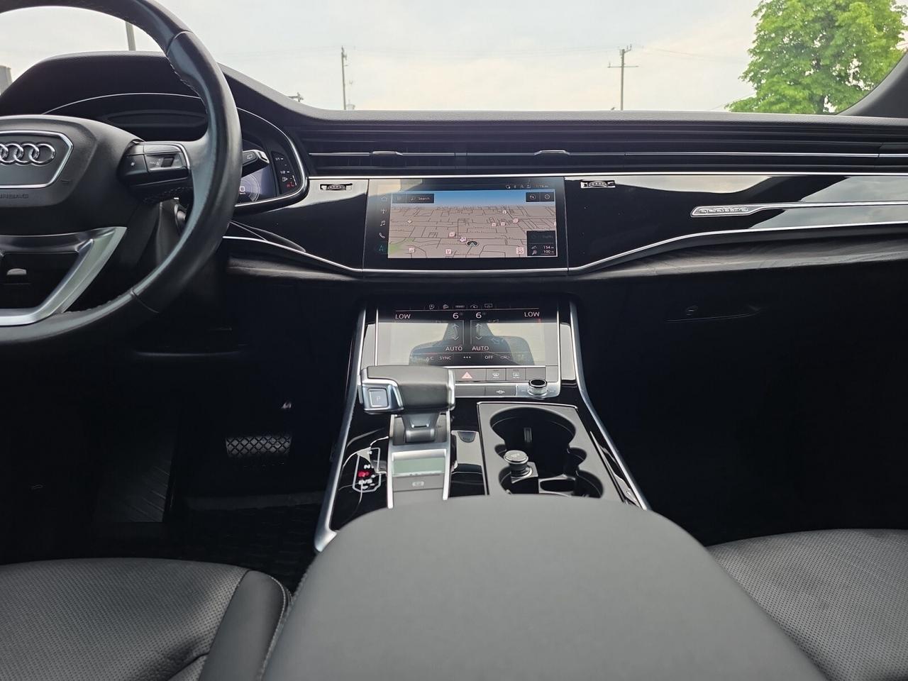 2021 Audi Q8 Progressiv 55 BLACK OPTICS * S-LINE / NO ACCIDENTS Photo