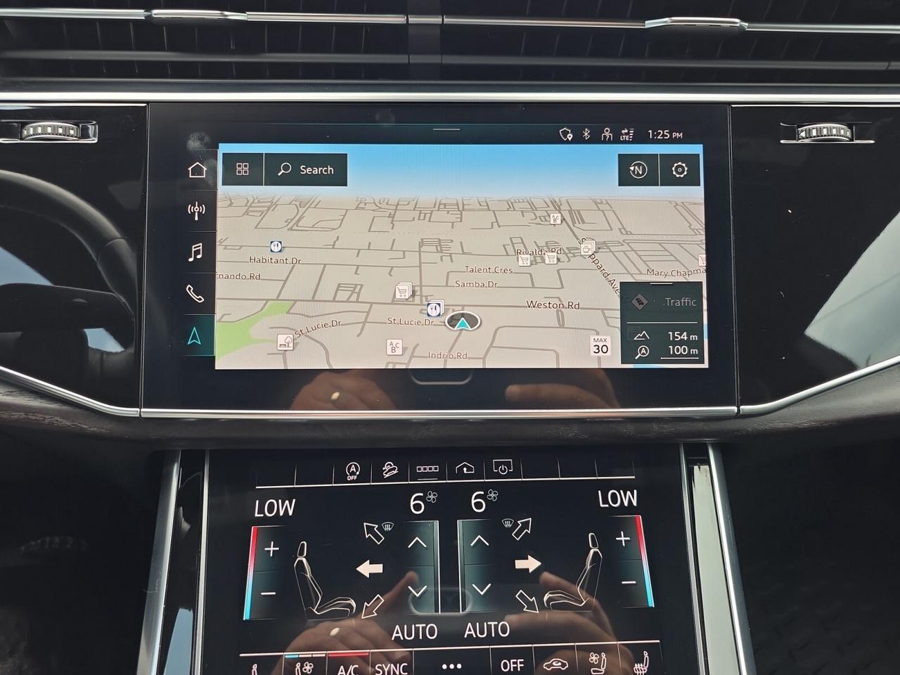 2021 Audi Q8 Progressiv 55 BLACK OPTICS * S-LINE / NO ACCIDENTS Photo
