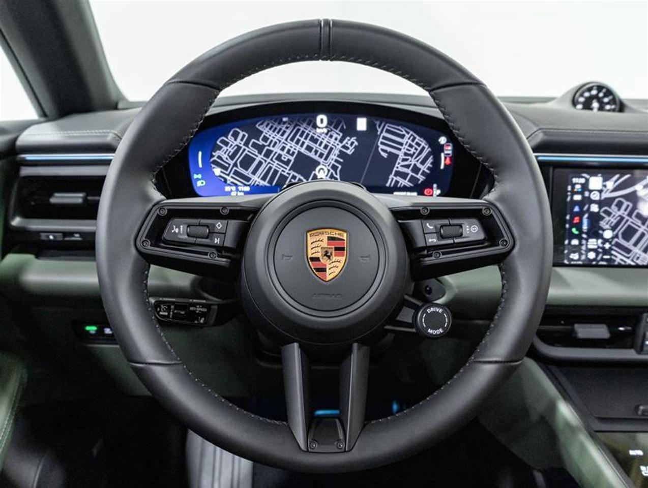 2026 Porsche Macan  Photo