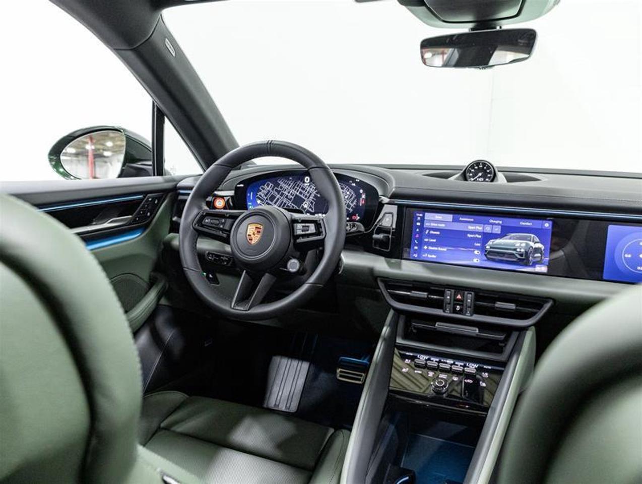 2026 Porsche Macan  Photo