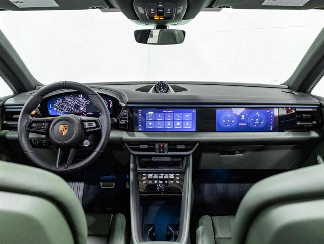 2026 Porsche Macan  Photo