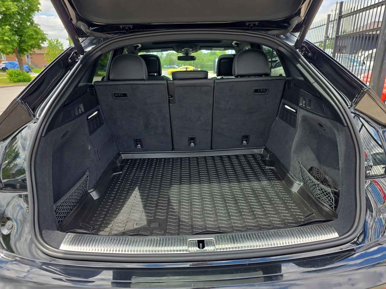 2022 Audi Q5 Sportback Progressiv S-Line *NO ACCIDENTS / CARPLAY / ROOF / Photo