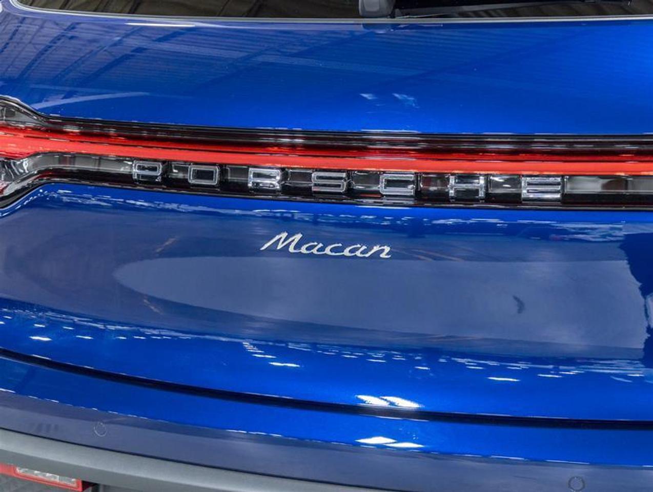 2026 Porsche Macan  Photo