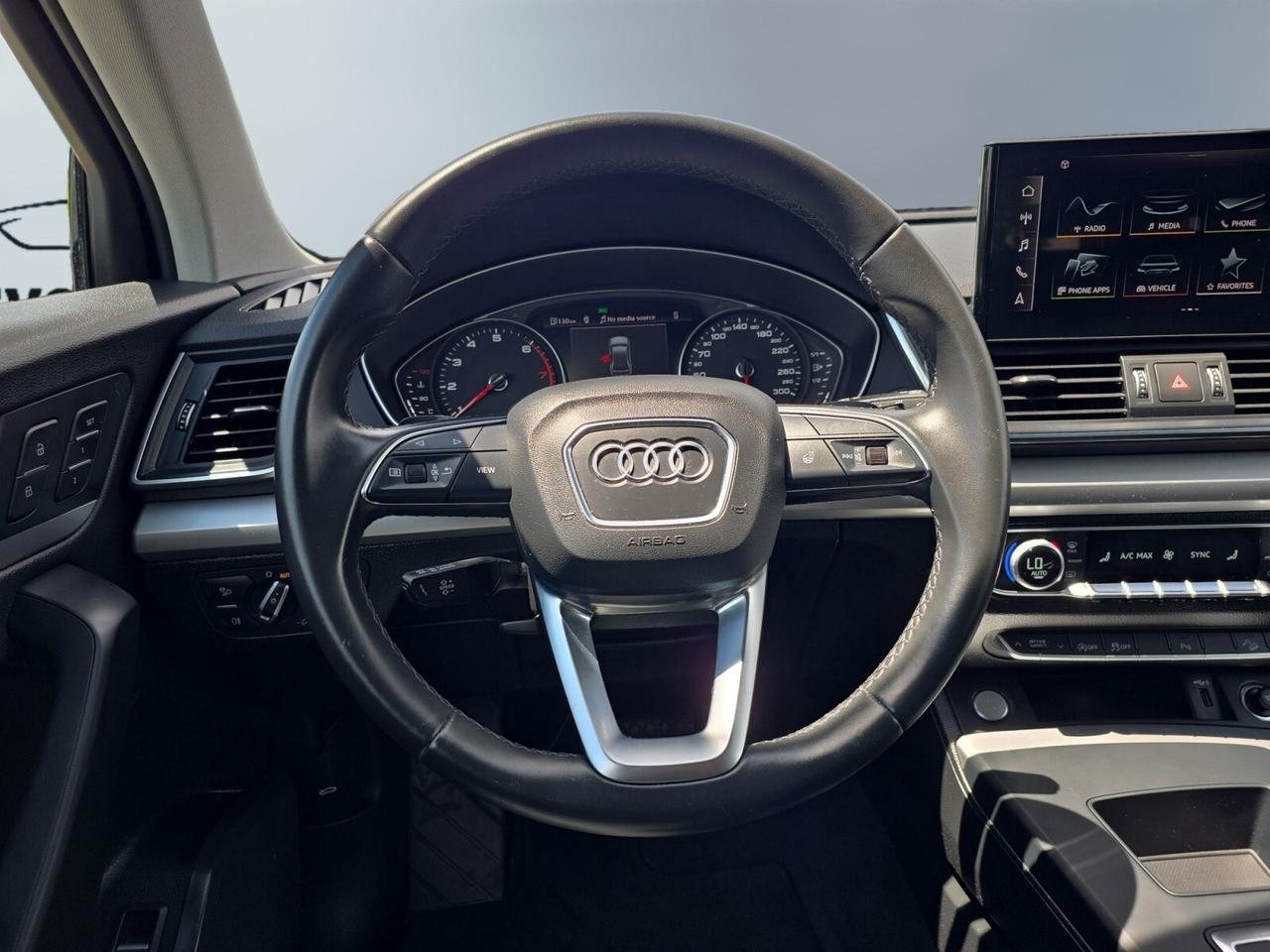 2022 Audi Q5 1 OWNER / FULL SERVICE HISTORY / LOW KM / DRIVER A Photo