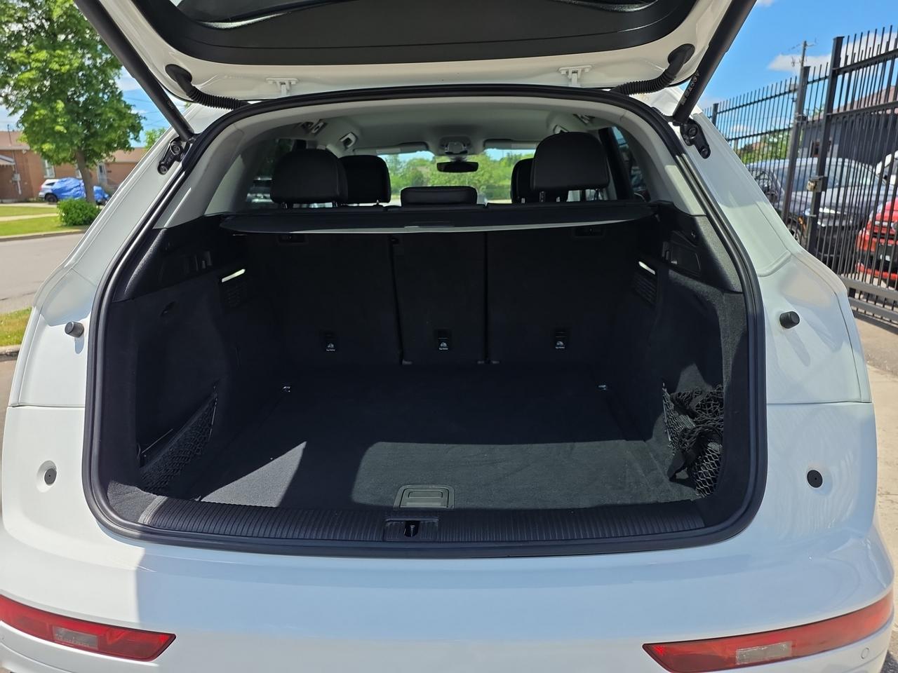 2022 Audi Q5 1 OWNER / FULL SERVICE HISTORY / LOW KM / DRIVER A Photo