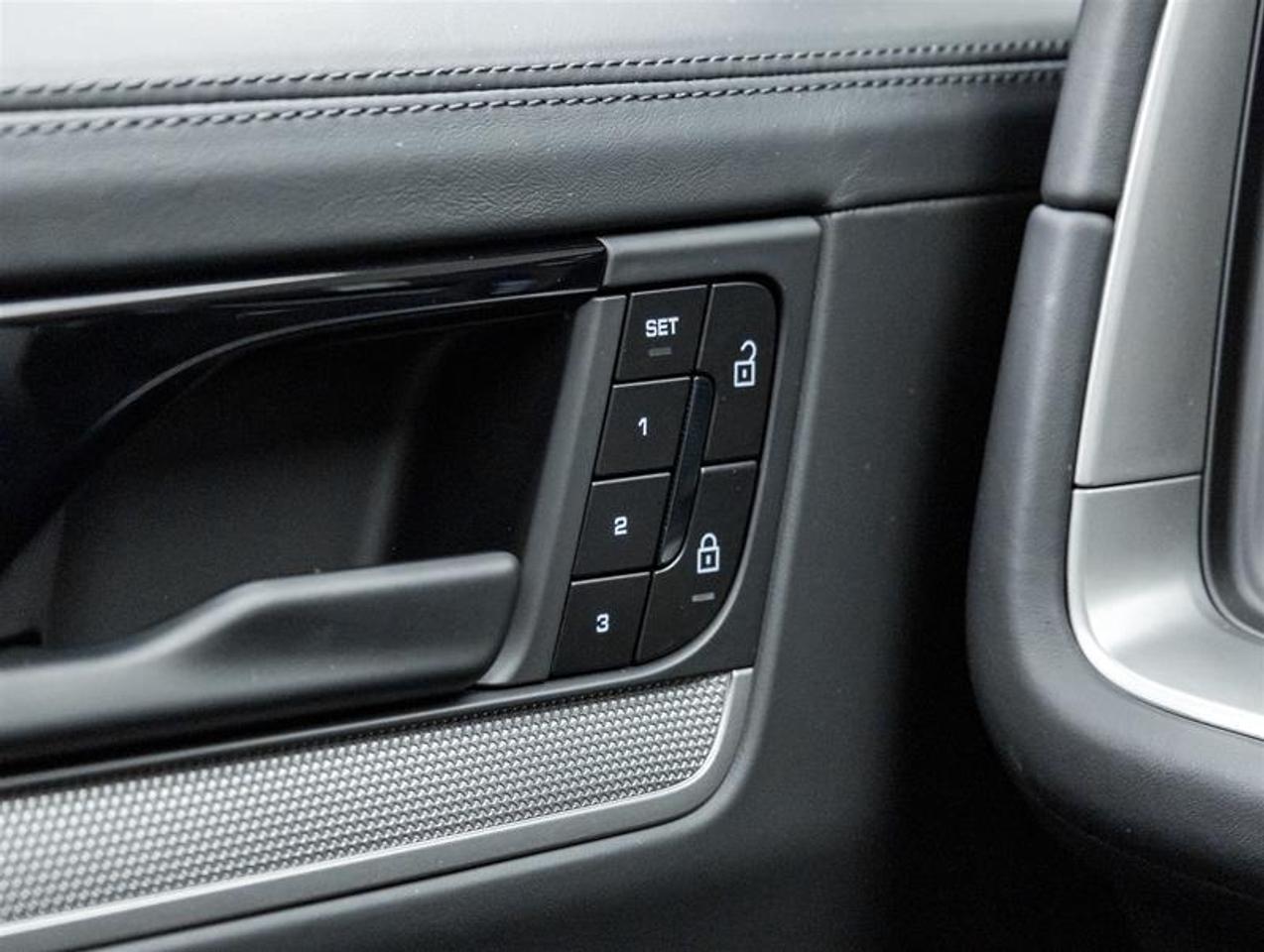 2026 Porsche Cayenne  Photo