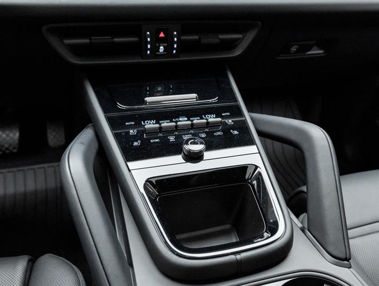 2026 Porsche Cayenne  Photo