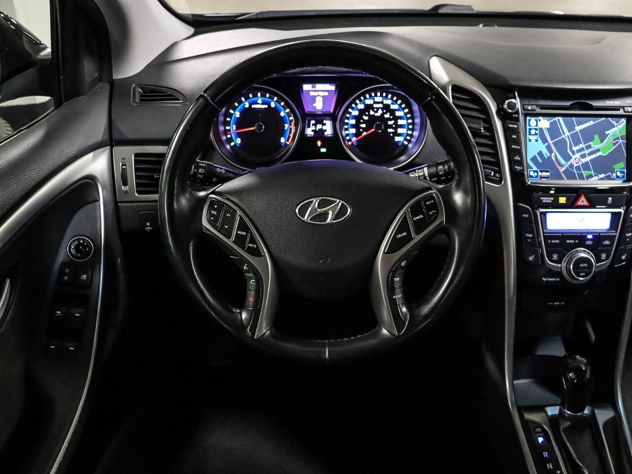 2014 Hyundai Elantra GT 5dr HB Auto SE w/Tech Pkg Photo