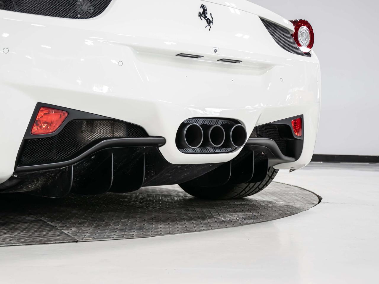 2012 Ferrari 458 458 ITALIA REAR VIEW CAMERA Photo
